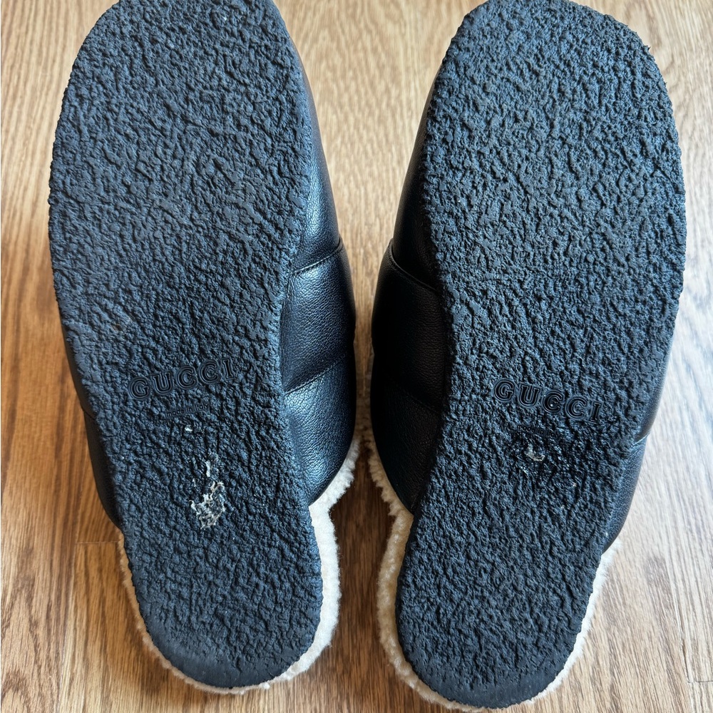 Gucci Black Leather Women's Loafers with Gold Accents - Picture 6 of 8